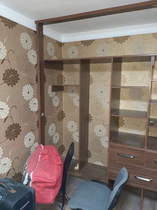 Продается встроенный шкаф-купе в разобранном виде.