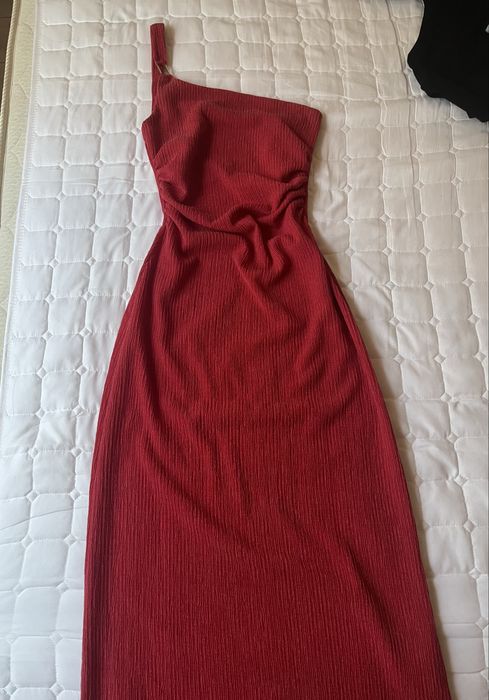 Платье вечерноее