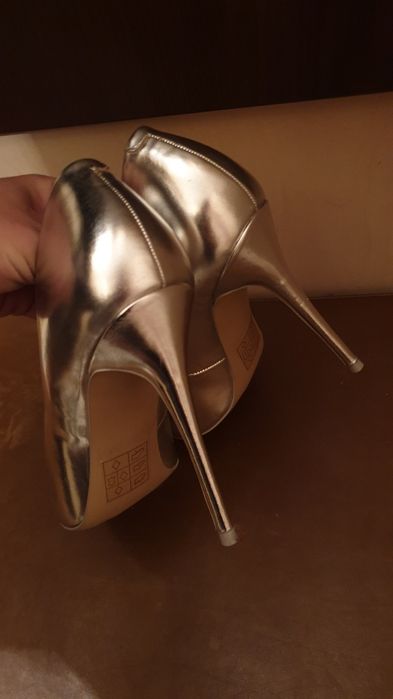 Обувки/сандали ALDO