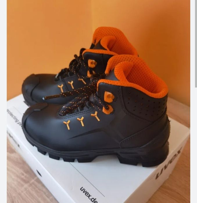 Работни обувки Uvex