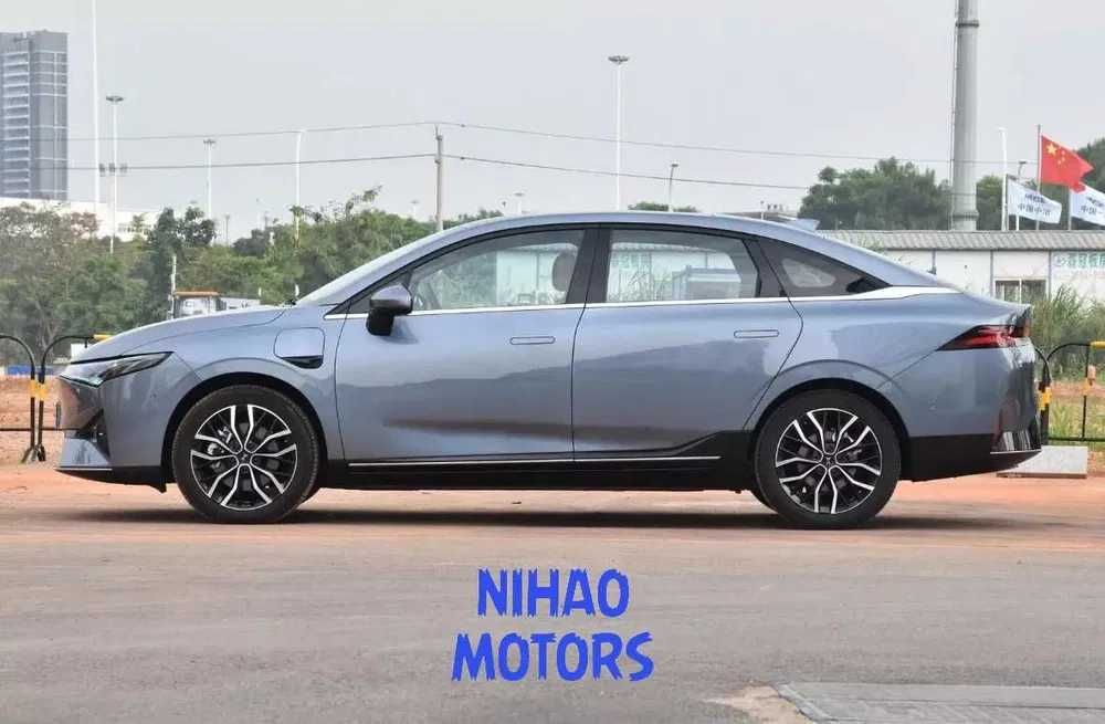 XPeng P5 — (под заказ)