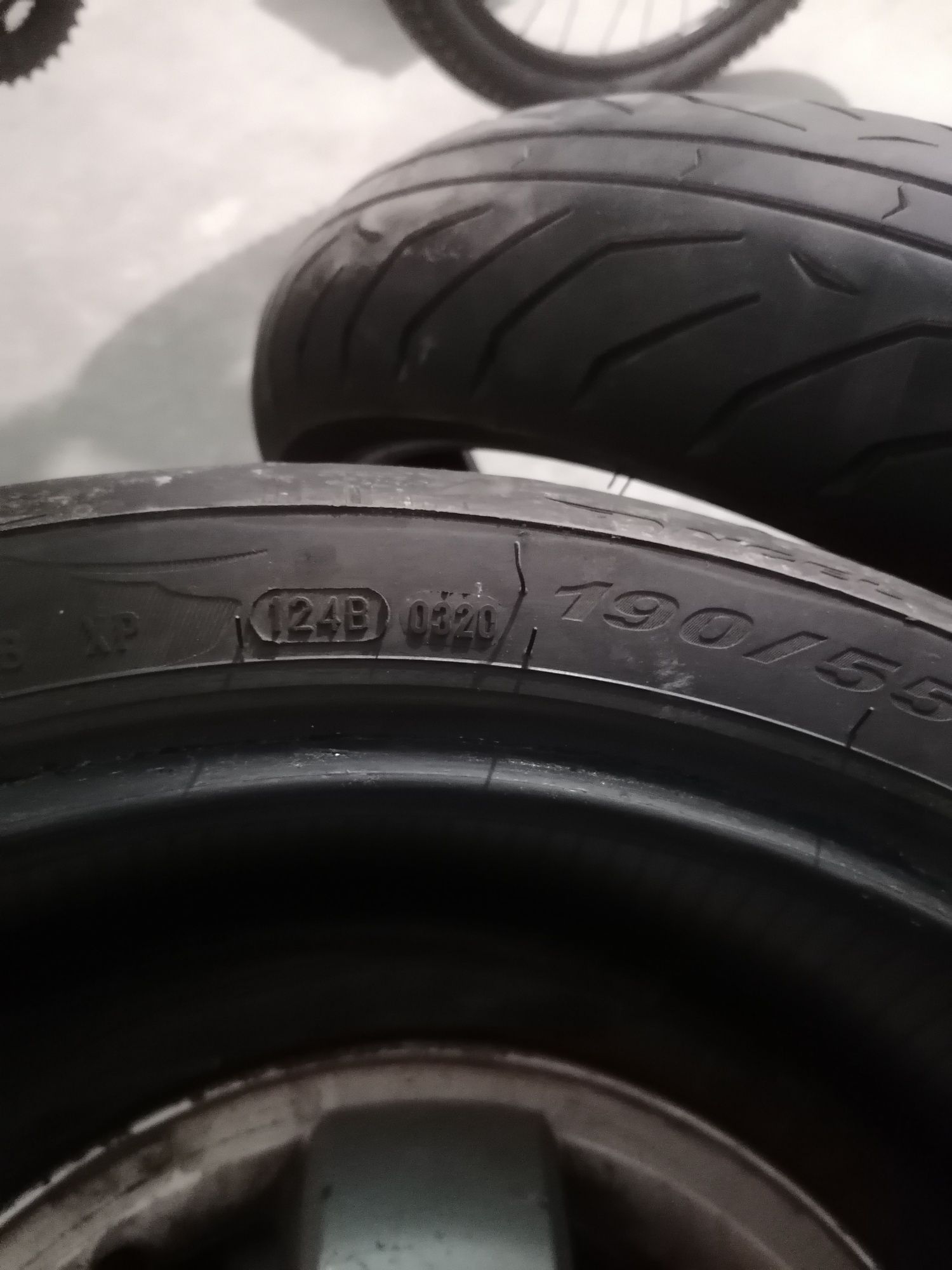 190/55/17 - 120/70/17 DOT 0220-0320 Pirelli angel GT 2