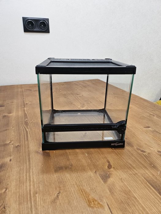 Террариум ReptiZoo