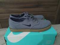 Маратонки Nike SB Clutch