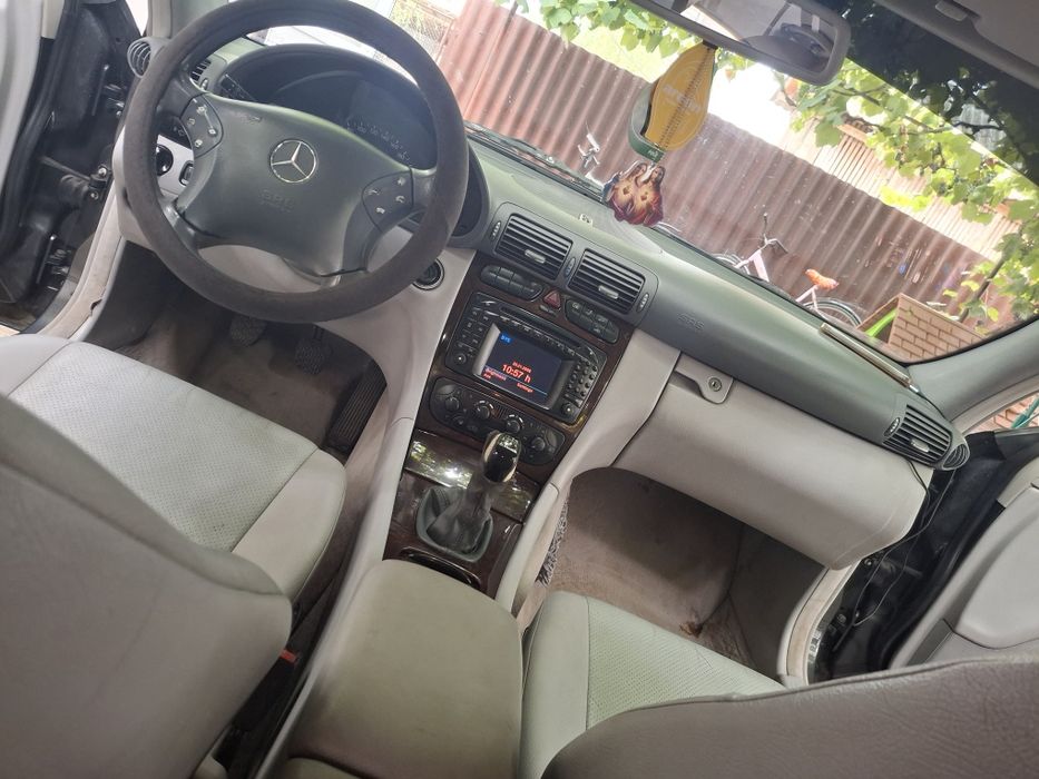 Vand Mercedes-Benz