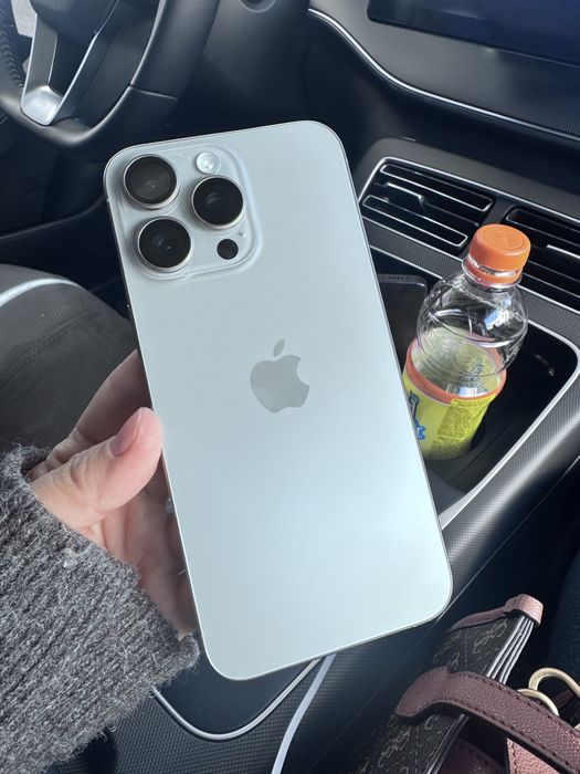 Iphone 15 pro max 256gb natural