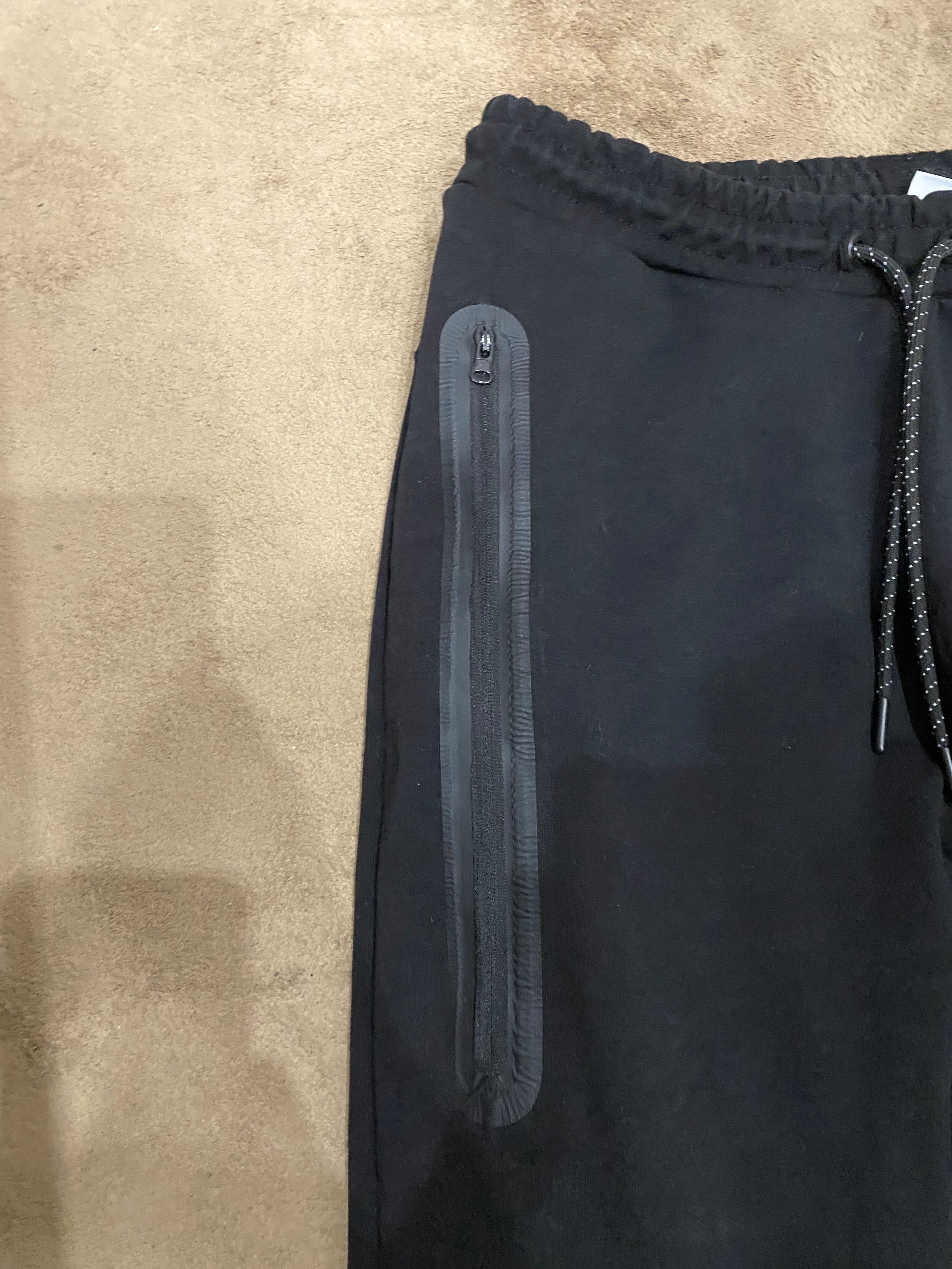 Nike tech fleece M
