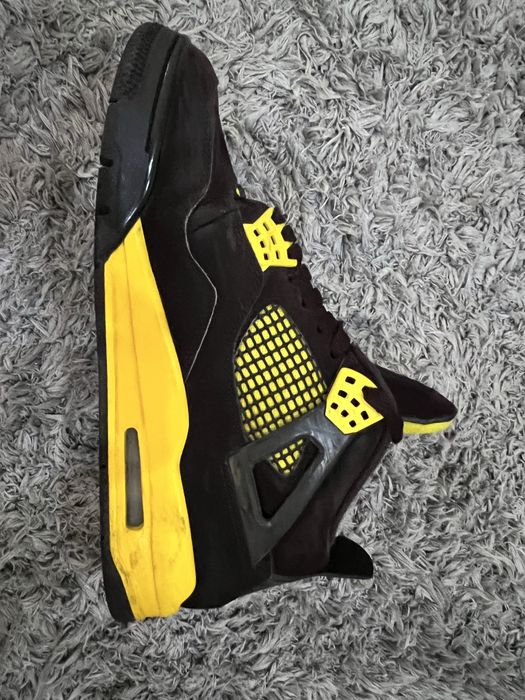 Jordan 4 retro yellow thunder