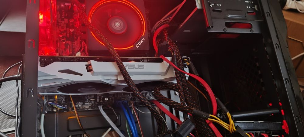 Vand Unitate PC Desktop AMD Ryzen 2400g,GTX 1060 6GB,16GB RAM