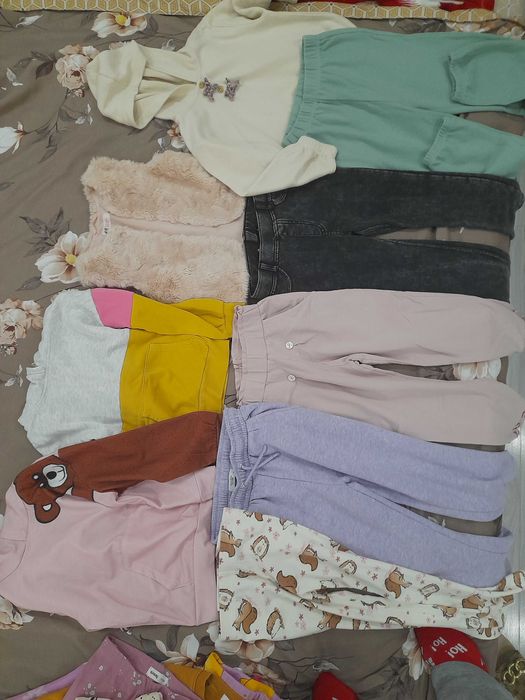 Лот от дрешки 6-7 г.