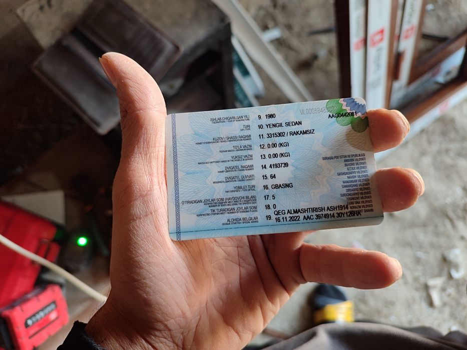 Jiguli 011 sotiladi xolati oʻrtacha yurib turibdi