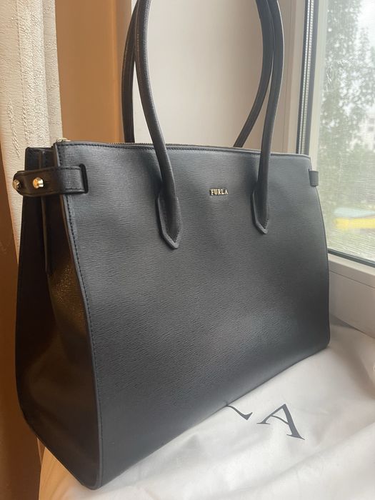 Сумка FURLA  кожаная  новая