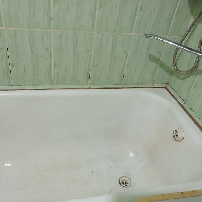 Продаётся Ванная чугунная