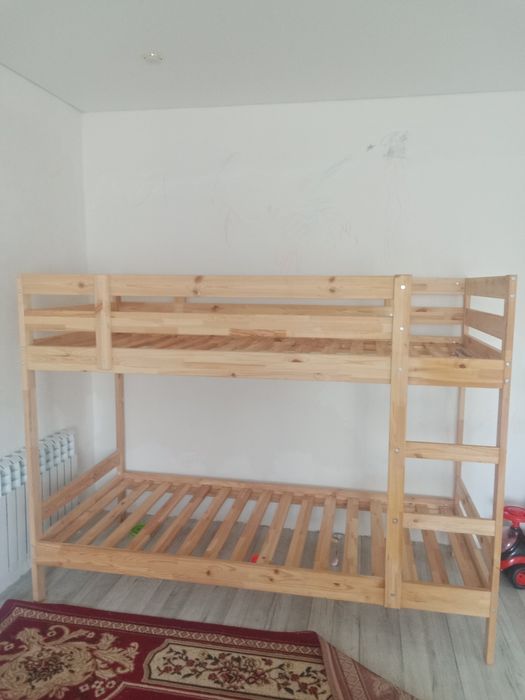 Детская кровать 2/90 почти новая 50тыс