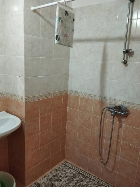 Дава се под наем Двустаен апартамент в Пловдив, Кършияка - 64 кв.м за 375 € - Снимка #5