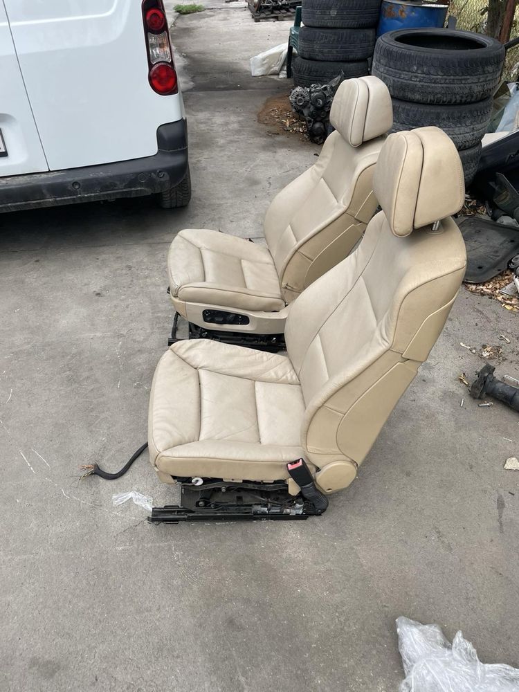 Предни комфортни седалки Бмв Е60 LCI