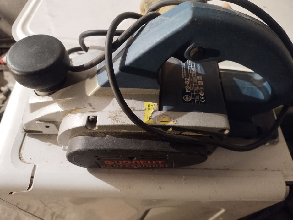 Продам. Рубанок электрический.  Фиолент  Р3-82
Рубан