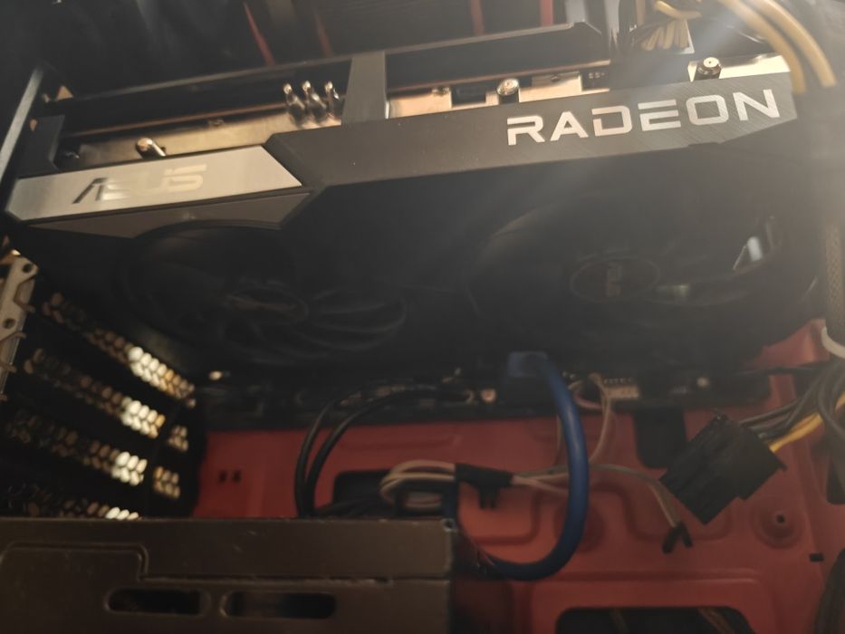 rx 6600 xt ASUS Dual OC AMD