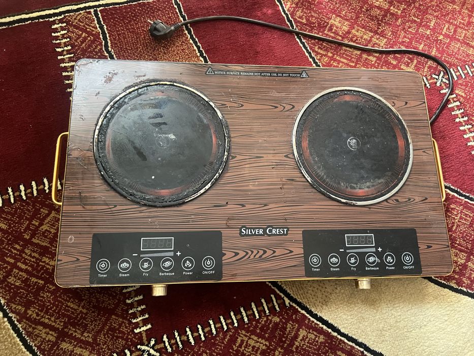 Электрическая плита.