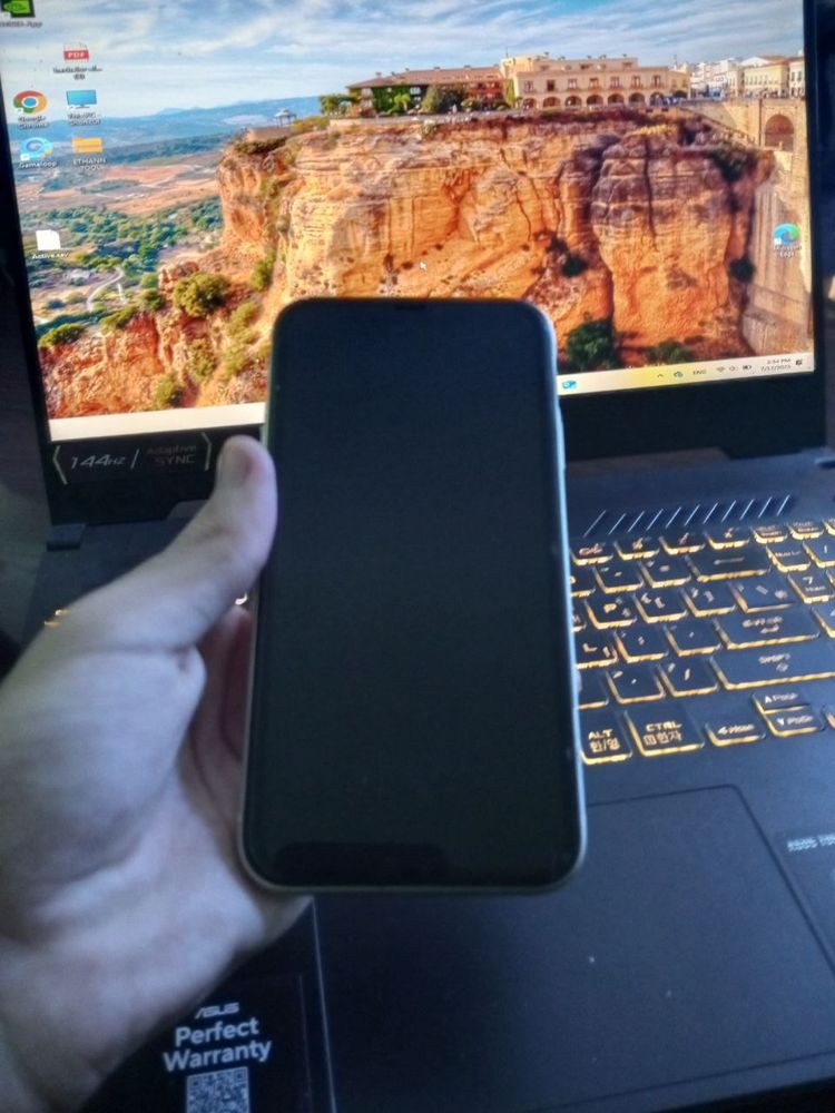 Iphone 11 128gb Tozadek tiniq