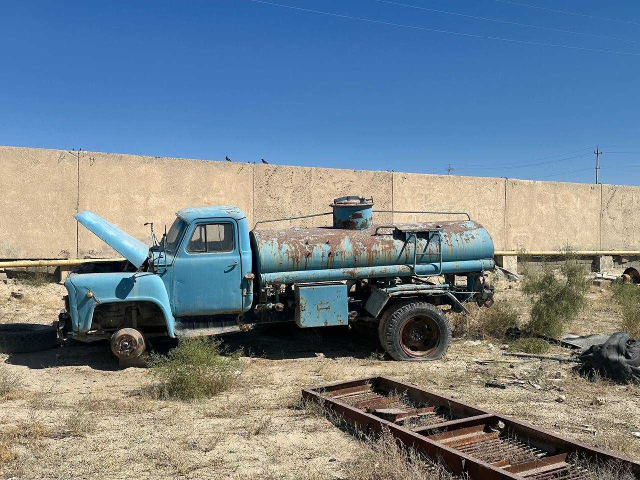 Газ-5201 сув ташиш учун мўлжалланган автомашинаси
Носоз холатда.