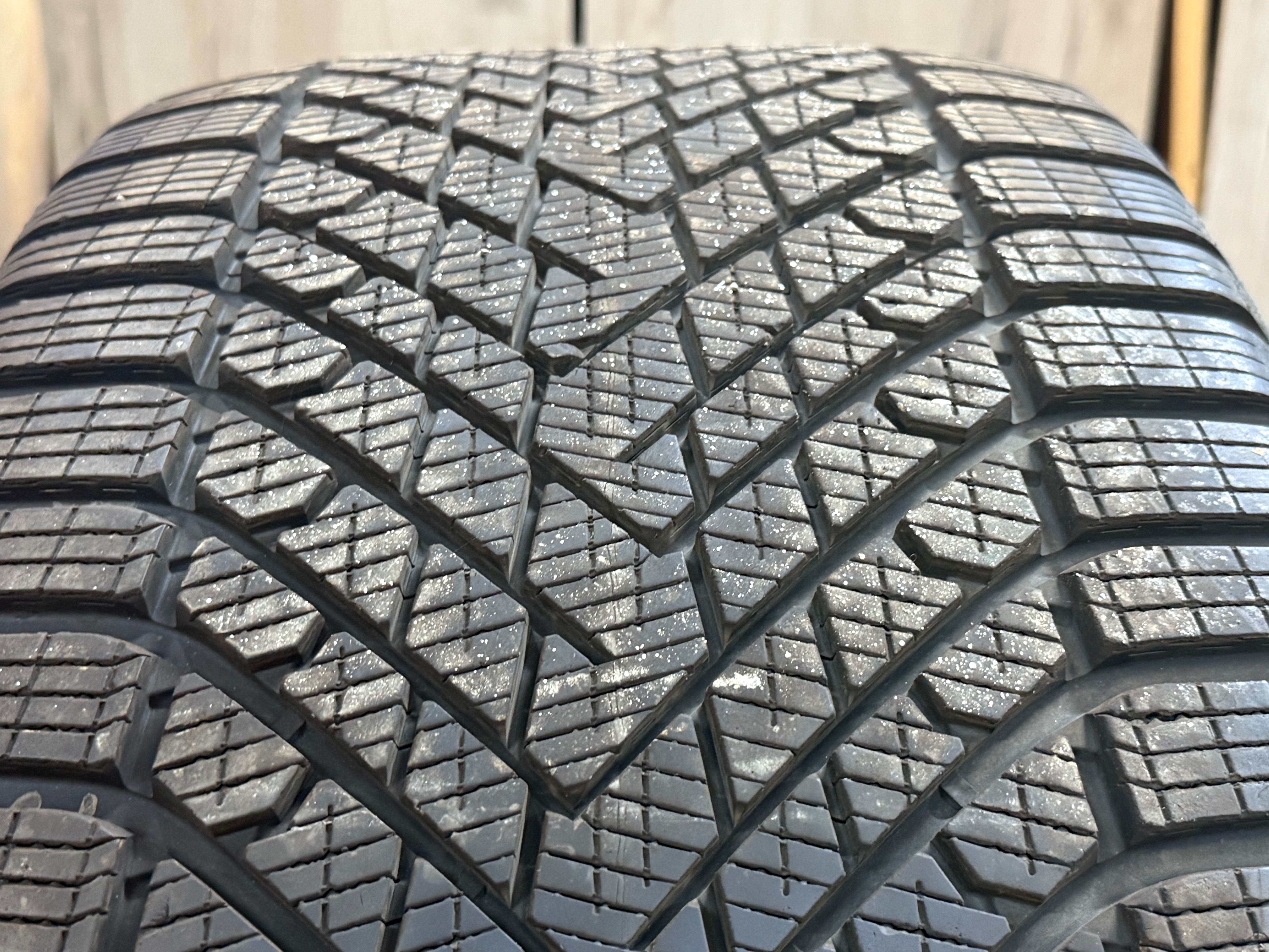 Pirelli 295/35/21 зимни