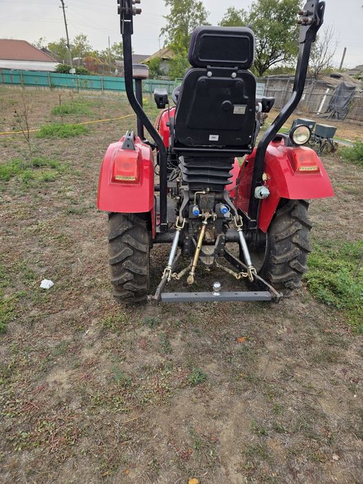 Tractor  KONIG TRAKTOREN  25CP 4x4 scaun pe pernă de aer și carte RAR