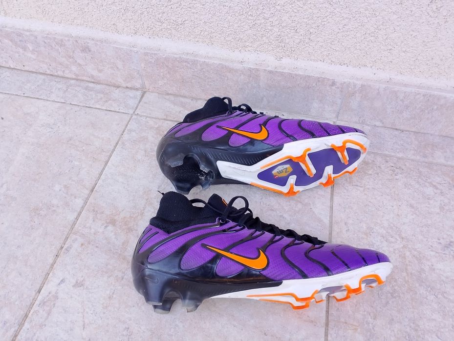Vând ghete de fotbal Nike Mercurial Superfly TN, mărimea 40.5