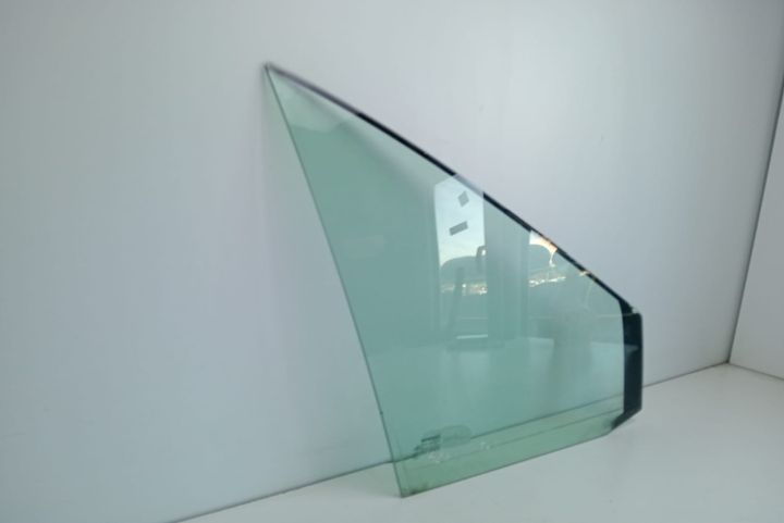 Geam dreapta fata Renault Scenic a 2-a generatie