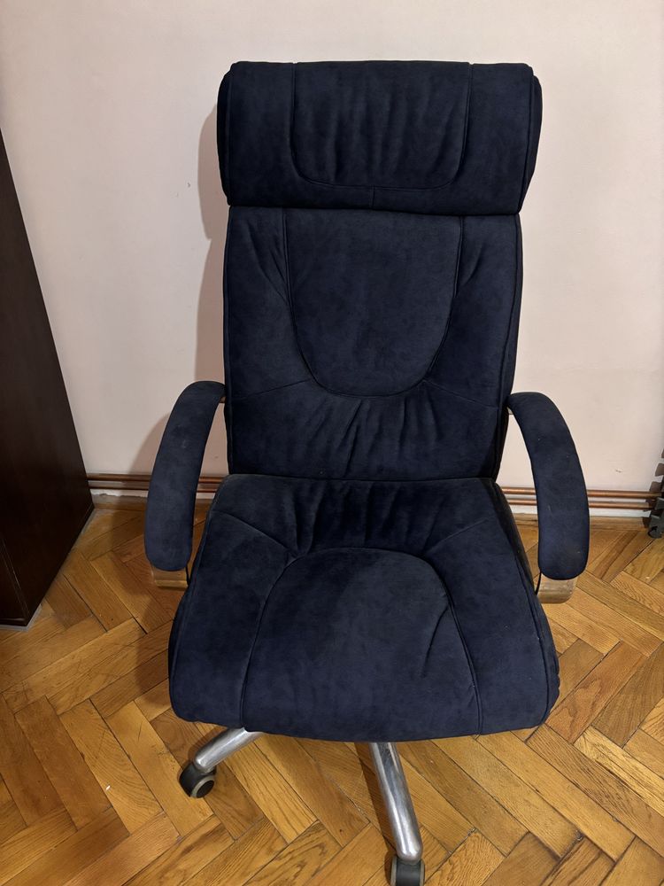 Vand scaun de birou