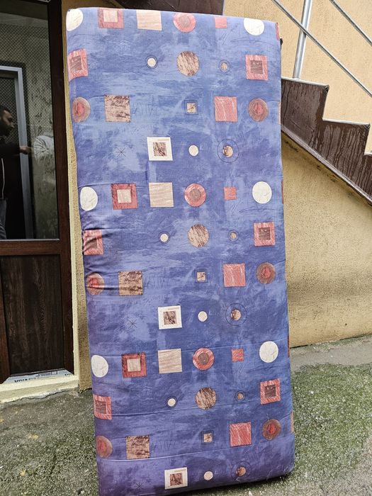 Еднолицев матрак 82см на 185см