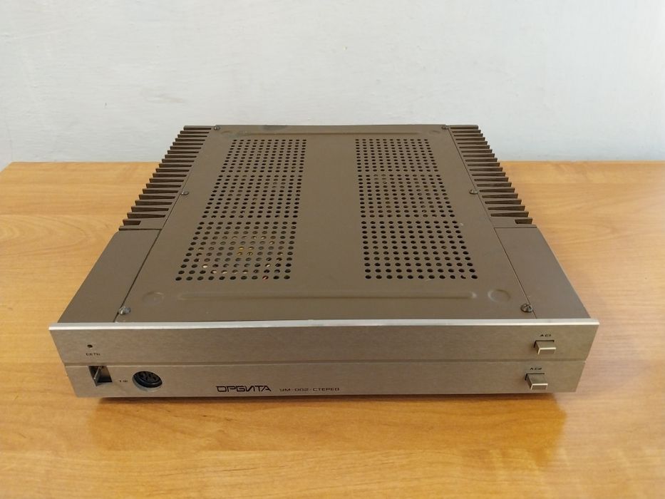 Орбита УМ-002 Hi-Fi стерео усилитель Radiotehnika СССР