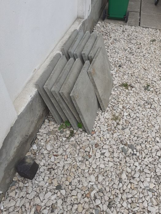 Vand capace pt stalpi de gard 49x49 cm.