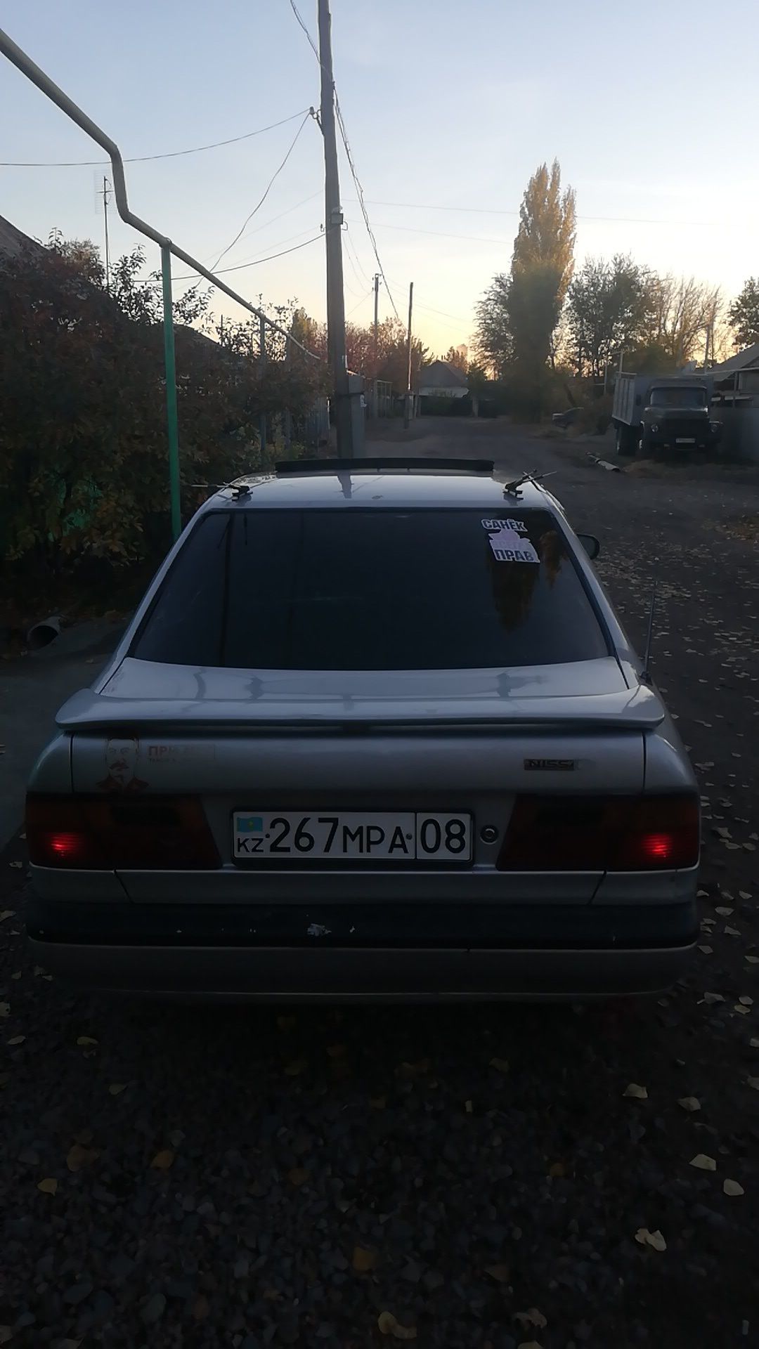 Nissan primera 1992 года