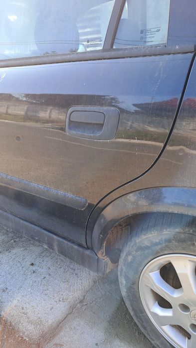 Vând Opel Astra.