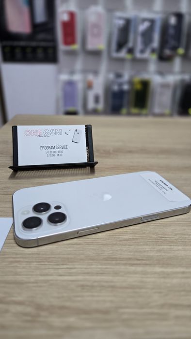 iPhone 16 Pro Max 256GB White– Second-Hand in stare buna!