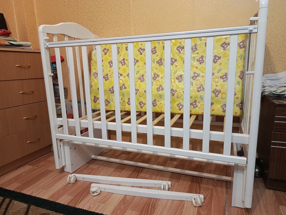 Продам детскую кроватку Элита