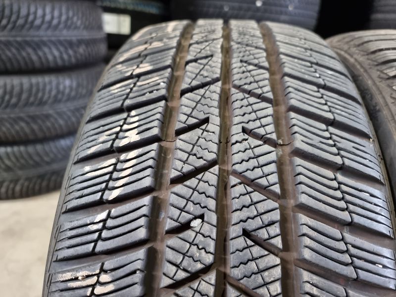 235/45/18 Barum 4piese