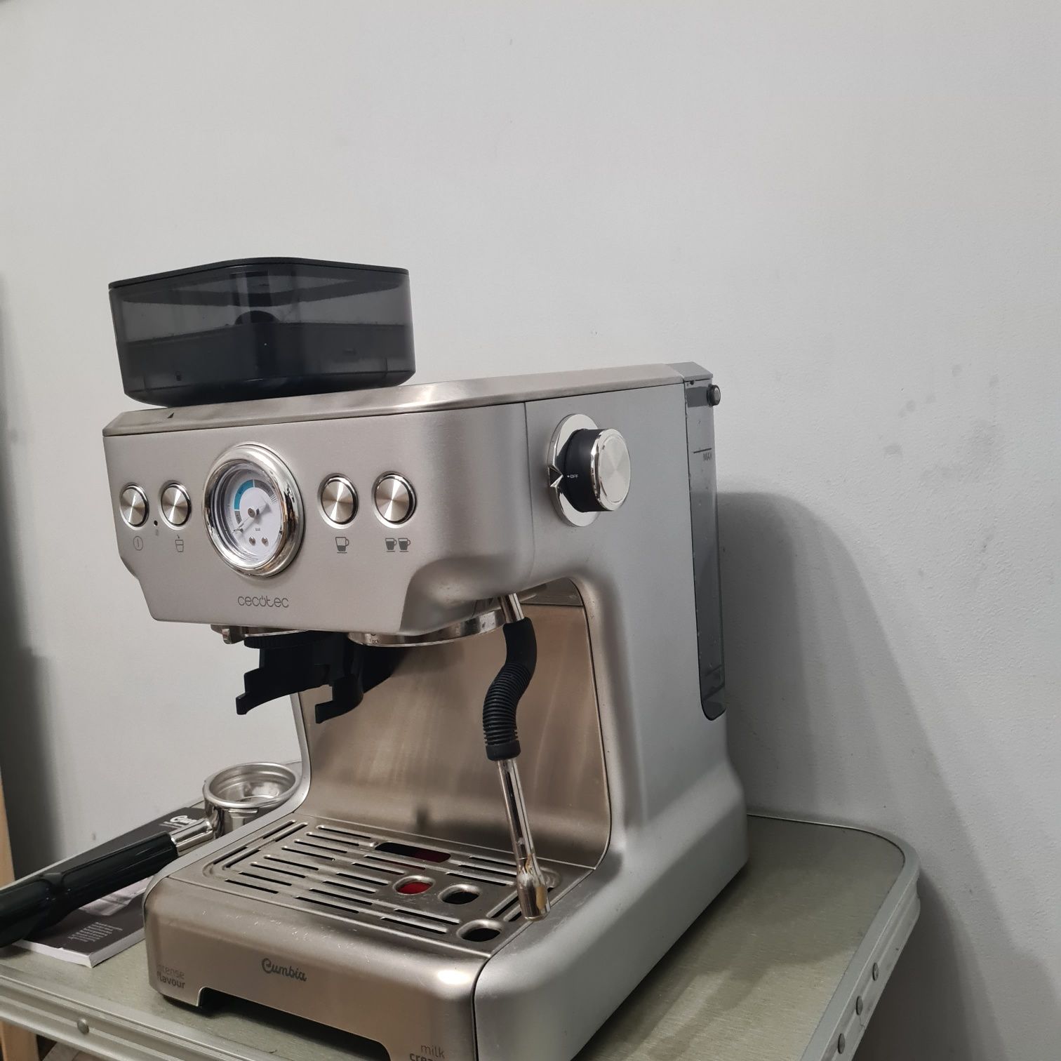 Кафемашина Cecotec Cumbia Power Espresso 20 Barista Aromax,2900W,20Bar