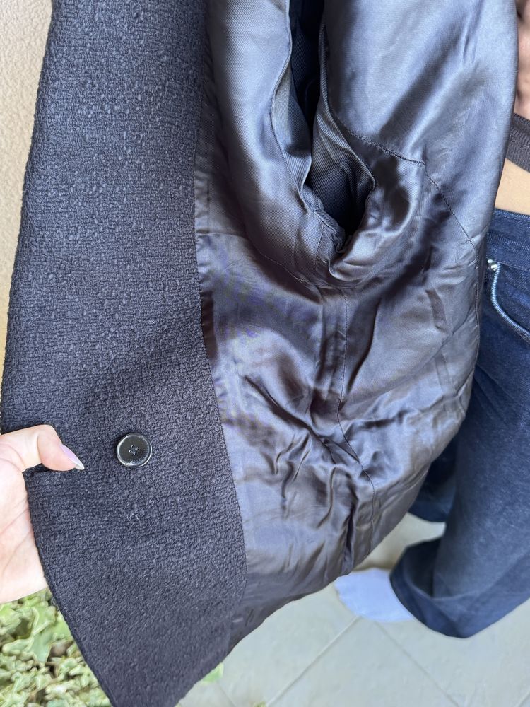 Елегантно черно сако Zara