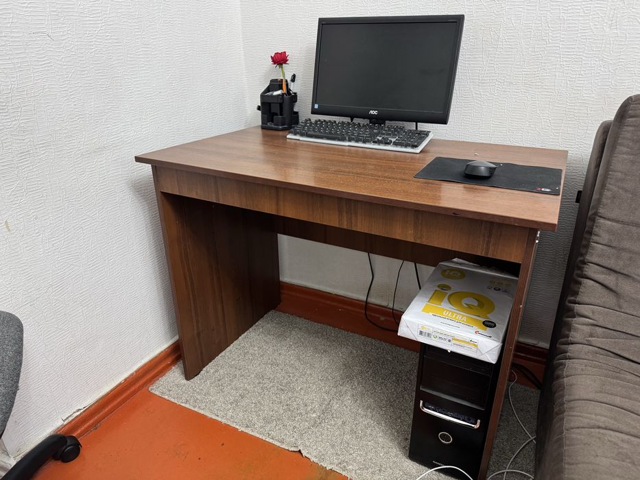 Стол рабочий