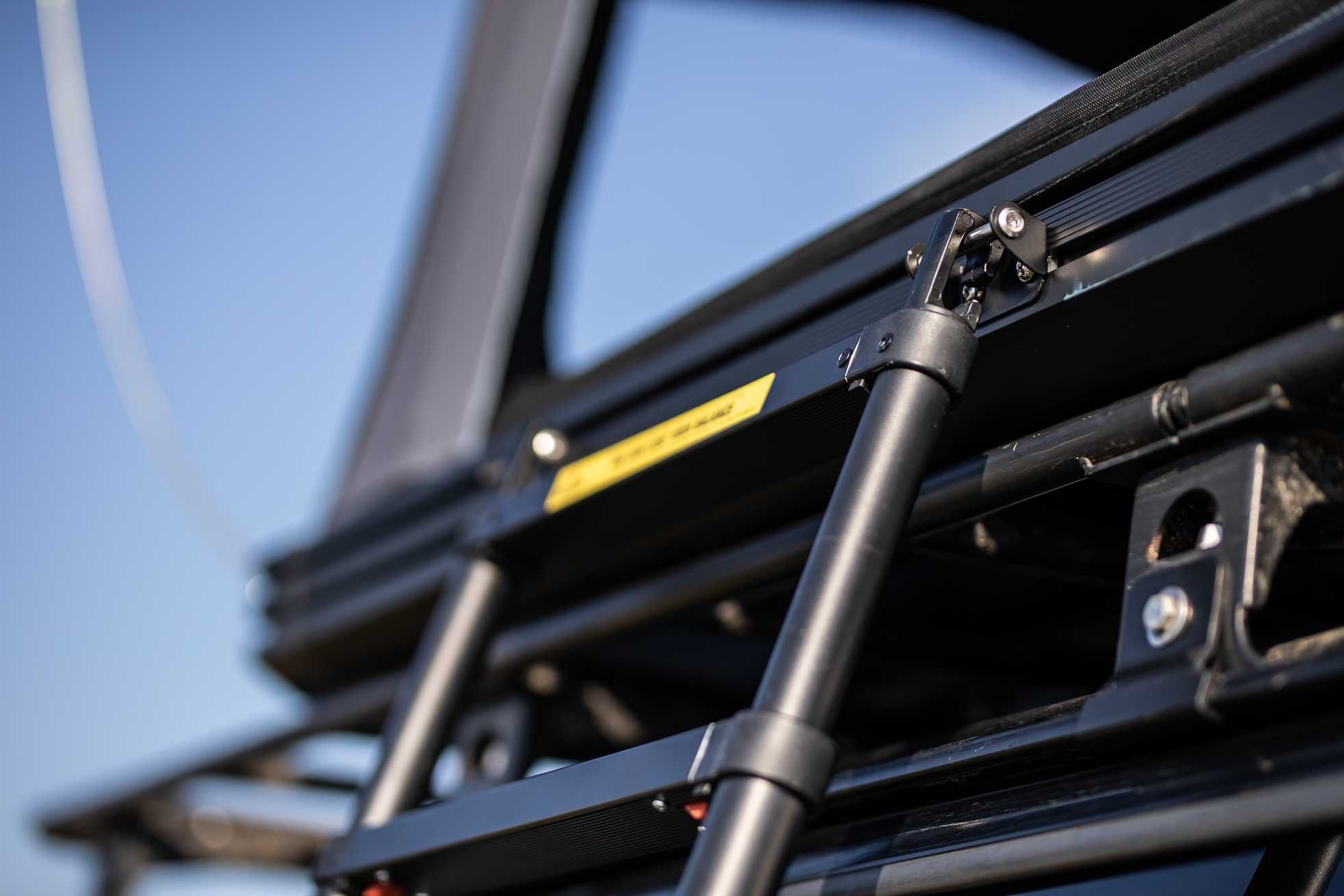 Cort plafon auto Overlander Armor Top cu sky roof