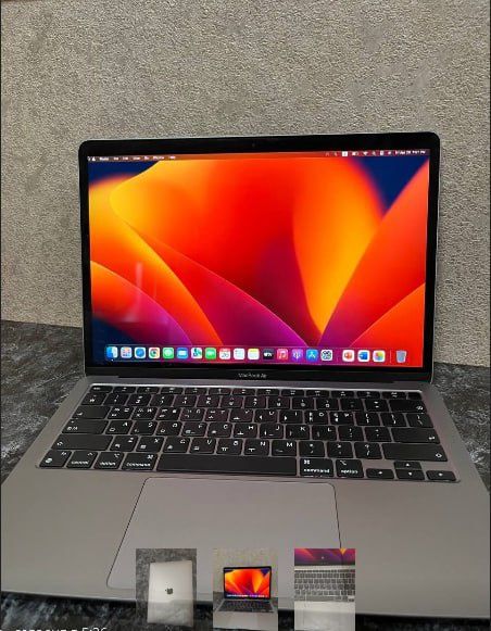 Macbook Air M1, 2020, 8GB ОЗУ, 256GB SSD