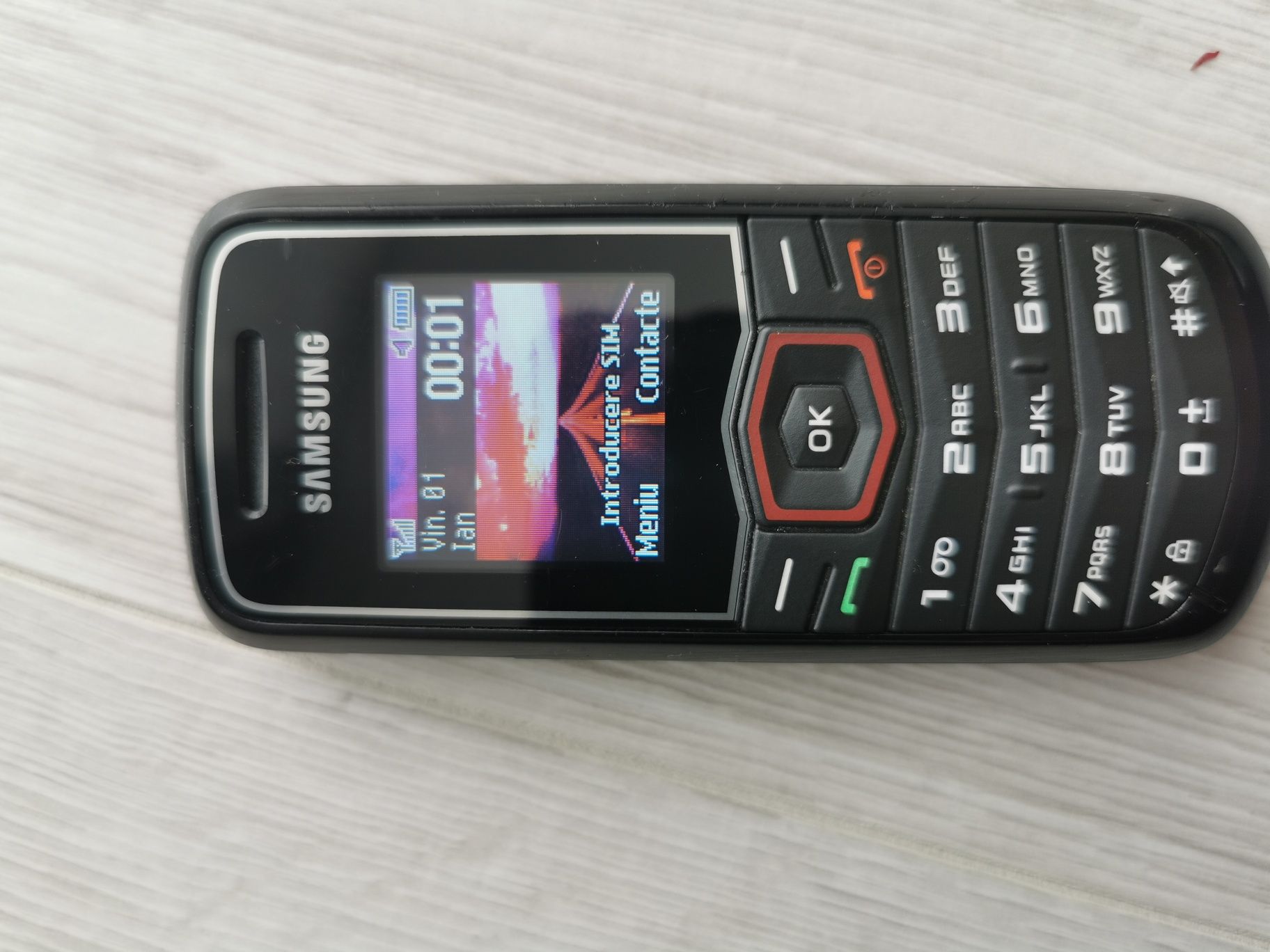 Telefon Samsung GTE-1081T