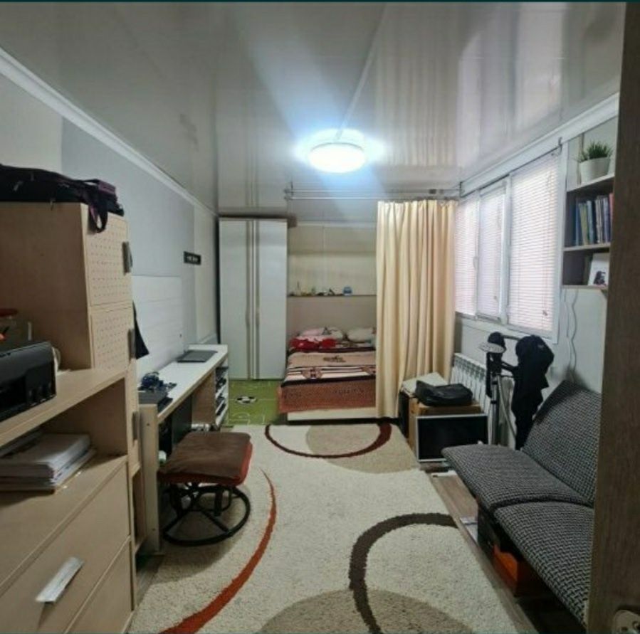 Продам рассрочку частный дом   +2шт жилой конт мкр атырау срочно срочн