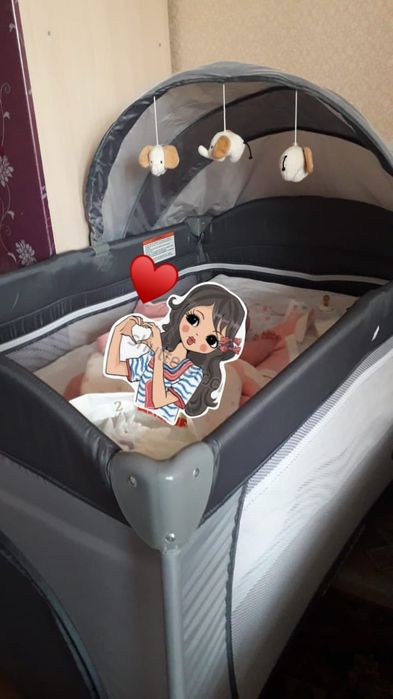 Продается кровать манеж