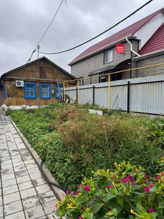 Дом в районе ЖД больницы