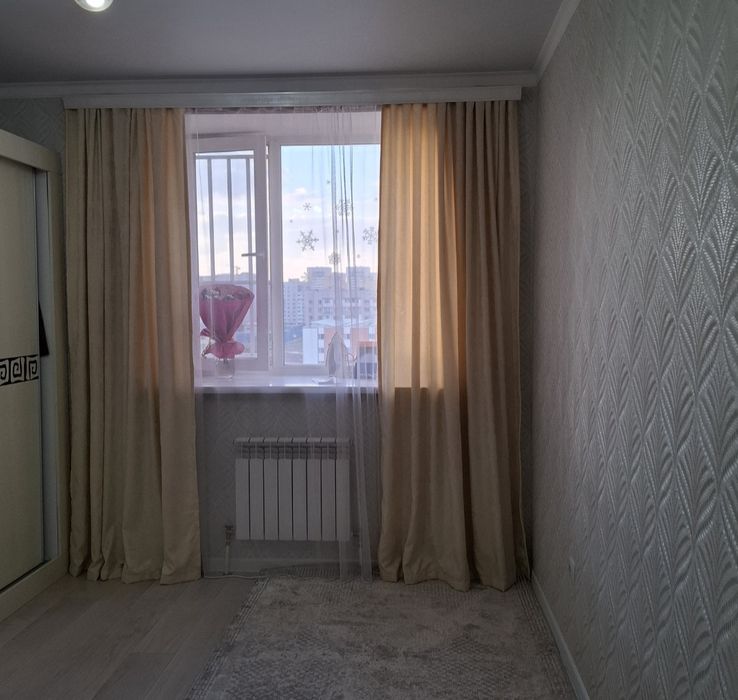 Продам шторы в отличном состоянии