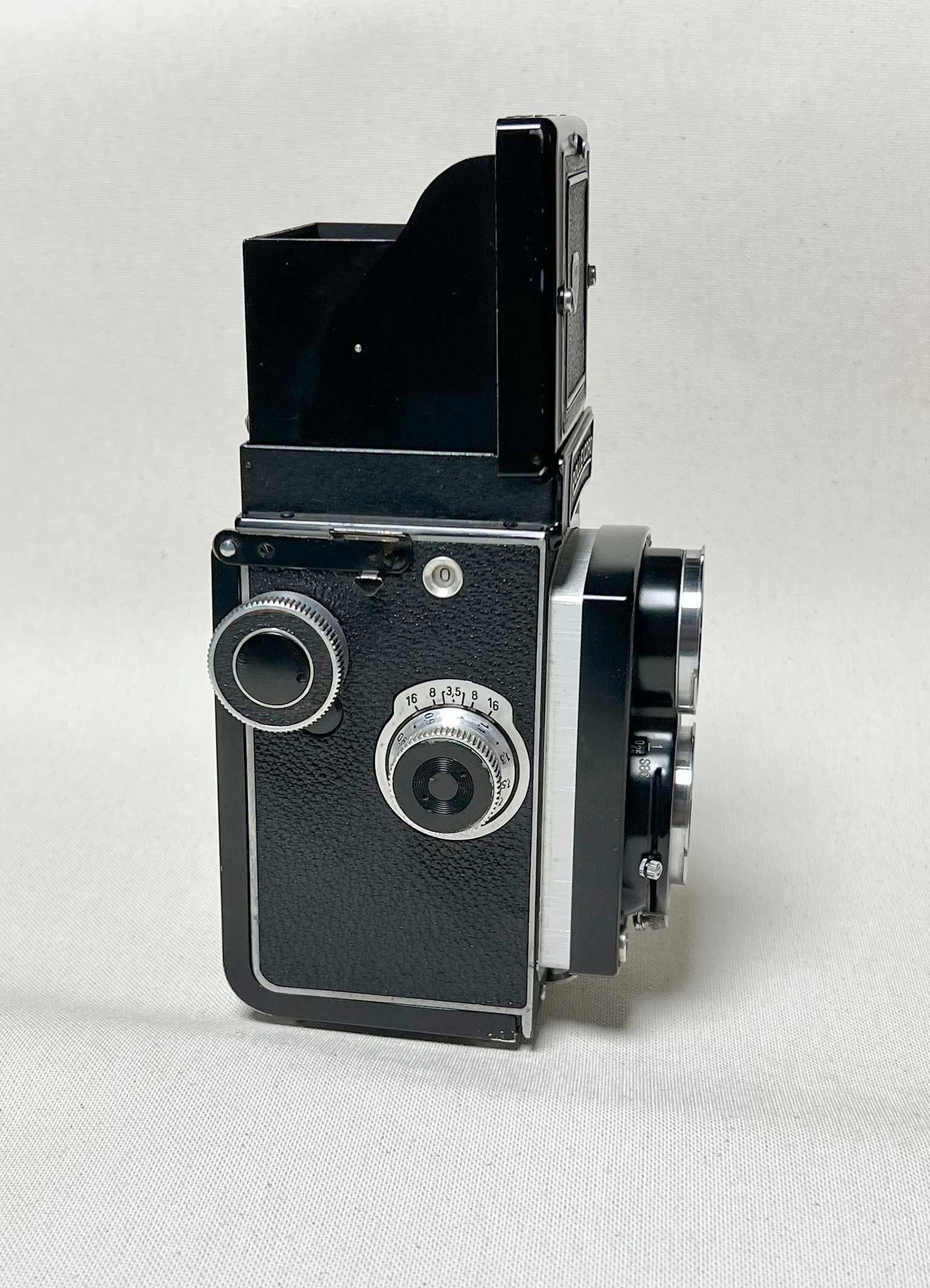 Rolleicord III, TLR cu Xenar 3,5/75mm, film lat