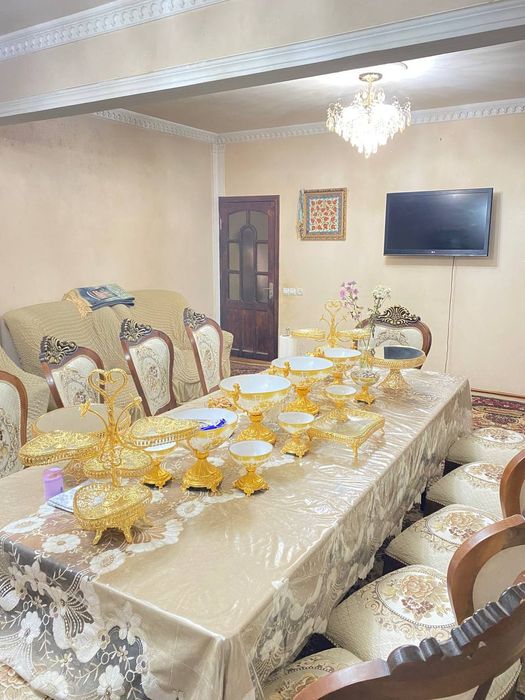 Dom sotiladi 5 xonali.